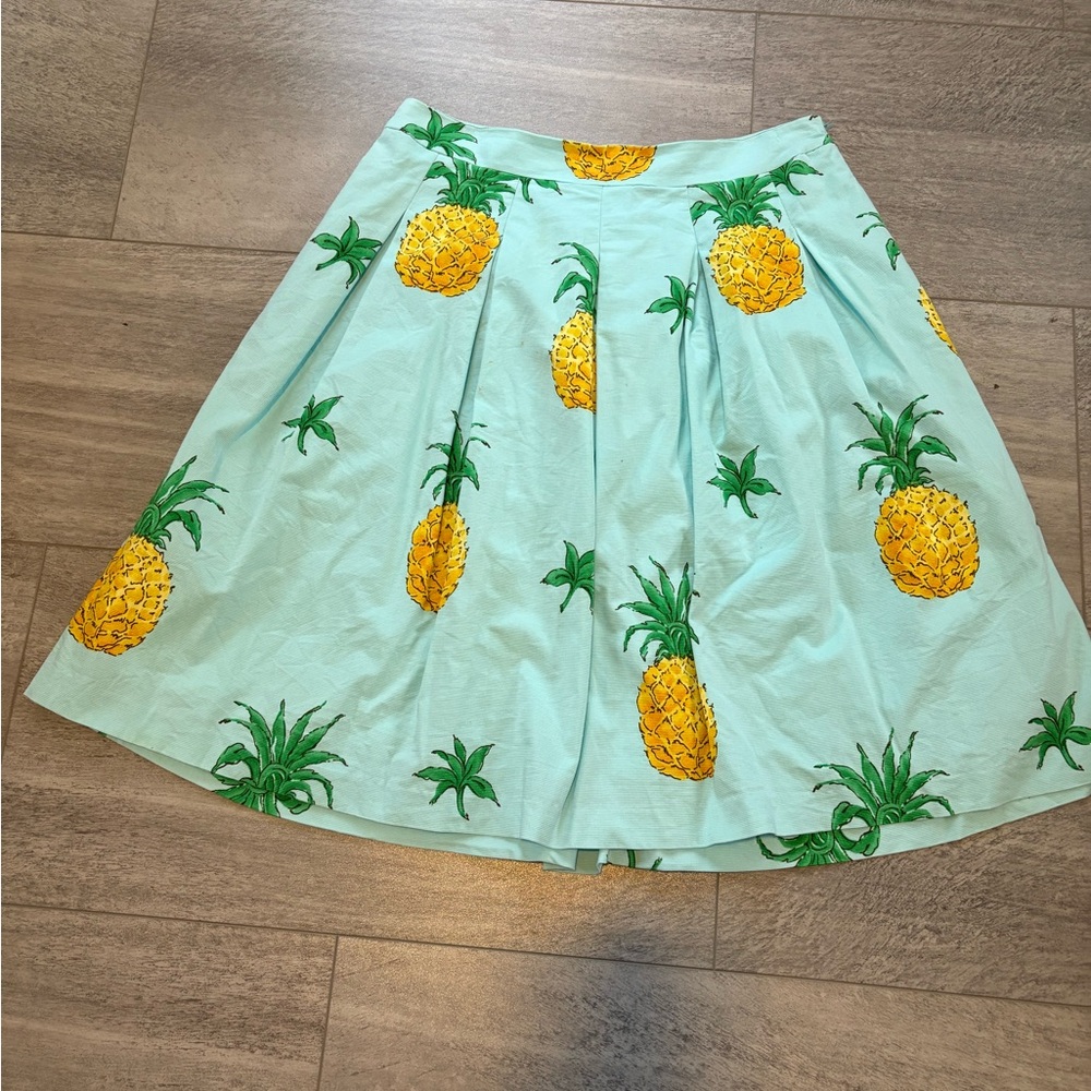 Talbots size 12 adorable skirt with pockets